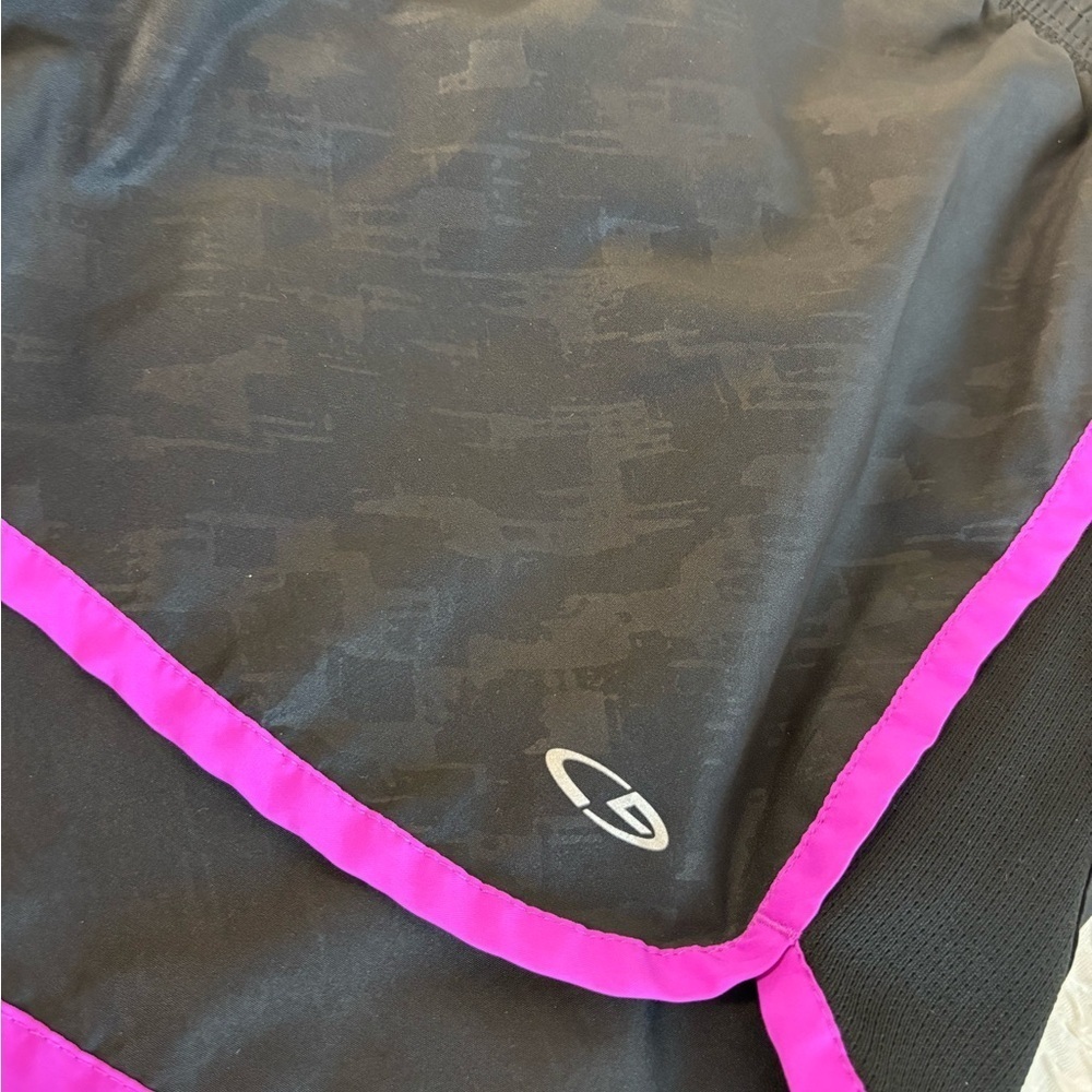 Champion Women’s Black Athletic Shorts Purple Trim Size M - Picture 2 of 4